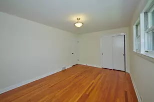 9027 Kenton Ave, Skokie, IL 60076 - Photo 24