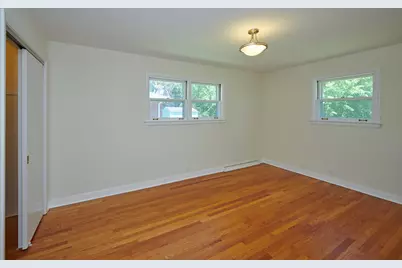 9027 Kenton Avenue, Skokie, IL 60076 - Photo 22