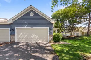 1059 Ridgefield Cir, Carol Stream, IL 60188 - Photo 2