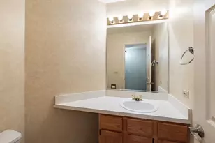 1059 Ridgefield Cir, Carol Stream, IL 60188 - Photo 12