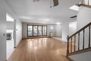 1059 Ridgefield Cir, Carol Stream, IL 60188 - Photo 6