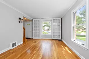 1240 Cleveland Ave, La Grange Park, IL 60526 - Photo 6