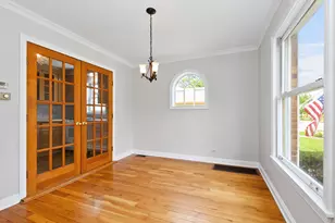 1240 Cleveland Ave, La Grange Park, IL 60526 - Photo 4