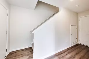 331 Summit Cir, Lombard, IL 60148 - Photo 4