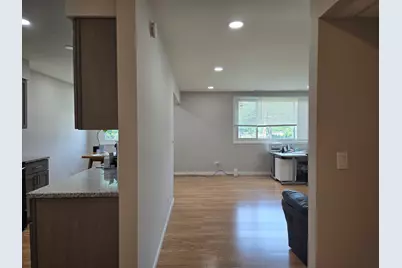2650 Brookwood Way Drive #223, Rolling Meadows, IL 60008 - Photo 4
