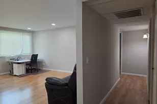 2650 Brookwood Way Dr, Rolling Meadows, IL 60008 - Photo 6