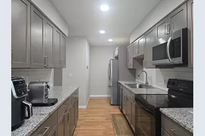 2650 Brookwood Way Drive #223, Rolling Meadows, IL 60008 - Photo 10
