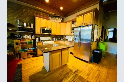 1038 W 32nd Street #1, Chicago, IL 60608 - Photo 8
