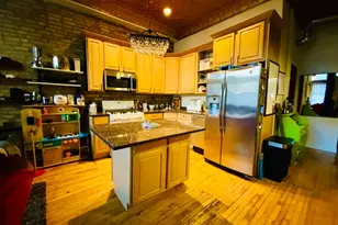 1038 W 32nd St, Chicago, IL 60608 - Photo 8