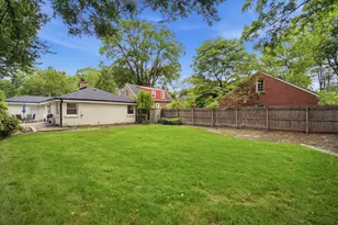 1099 Princeton Ave, Highland Park, IL 60035 - Photo 16