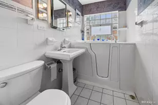 9005 S Utica Ave, Evergreen Park, IL 60805 - Photo 18