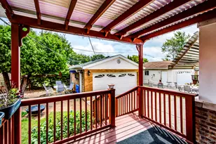 9005 S Utica Ave, Evergreen Park, IL 60805 - Photo 4