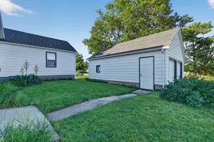7950 W Eagle Lake Rd, Peotone, IL 60468 - Photo 4