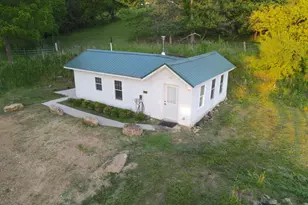 3340 W Longhollow Rd, Elizabeth, IL 61028 - Photo 2