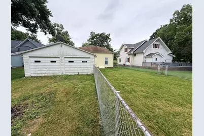 104 Gilbert Street, Rossville, IL 60963 - Photo 6