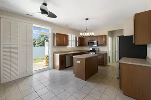 13597 Hemlock Rd, Huntley, IL 60142 - Photo 10