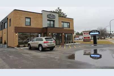 715 E State Street #204, Geneva, IL 60134 - Photo 1