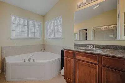 6508 Waterford Drive, McHenry, IL 60050 - Photo 24