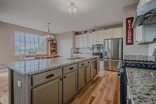 6508 Waterford Dr, McHenry, IL 60050 - Photo 4