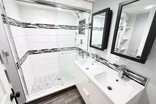 2415 N Hamlin Ave, Chicago, IL 60647 - Photo 12