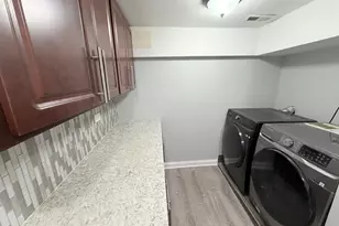 2415 N Hamlin Ave, Chicago, IL 60647 - Photo 14