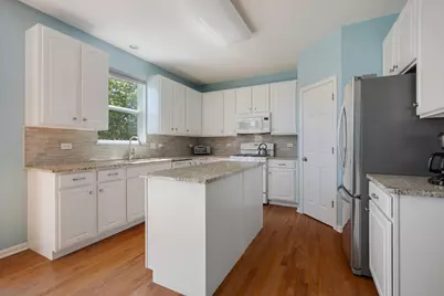 1011 Bellows Way, Volo, IL 60073 - Photo 6