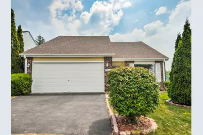 7061 Yorkshire Drive, Woodridge, IL 60517 - Photo 1