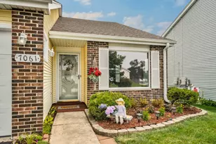 7061 Yorkshire Dr, Woodridge, IL 60517 - Photo 2