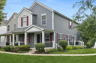 4126 Rivertowne Dr, Plainfield, IL 60586 - Photo 2