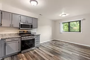 401 Concord Ave, South Elgin, IL 60177 - Photo 12