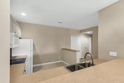 3848 Thornhill Circle #3848, Champaign, IL 61822 - Photo 10