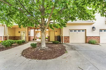 3848 Thornhill Circle #3848, Champaign, IL 61822 - Photo 2