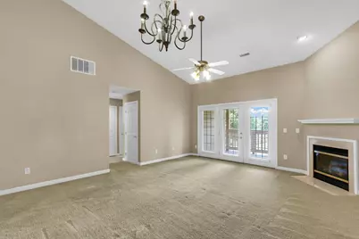 3848 Thornhill Circle #3848, Champaign, IL 61822 - Photo 4
