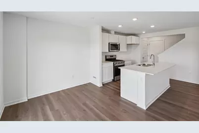2216 Davidson Way, Yorkville, IL 60560 - Photo 6