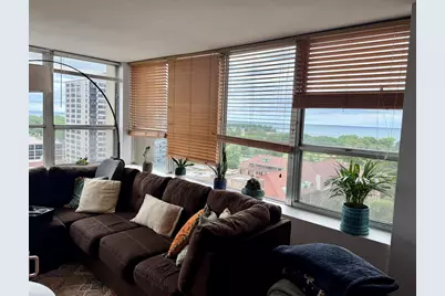 655 W Irving Park Road #1310, Chicago, IL 60613 - Photo 4