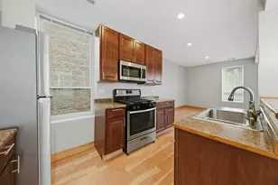 4030 S Indiana Ave, Chicago, IL 60653 - Photo 4