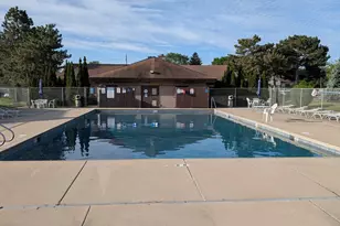 806 E Old Willow Rd, Prospect Heights, IL 60070 - Photo 20