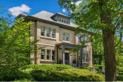 395 Greenleaf Avenue, Glencoe, IL 60022 - Photo 2