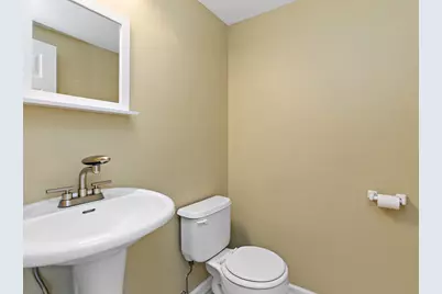 2017 Concord Drive, McHenry, IL 60050 - Photo 10