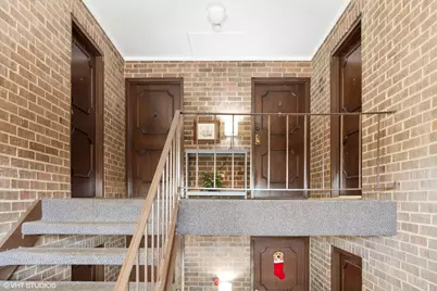 114 E Bailey Road #L, Naperville, IL 60565 - Photo 2