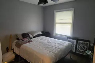 8457 S Bennett Ave, Chicago, IL 60617 - Photo 14