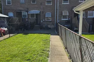 8457 S Bennett Ave, Chicago, IL 60617 - Photo 20