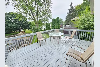 571 White Birch Road, Lindenhurst, IL 60046 - Photo 20