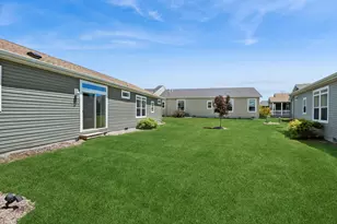 1441 Harvest Ct, Grayslake, IL 60030 - Photo 20