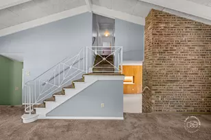 877 N Fordham Ave, Aurora, IL 60506 - Photo 4