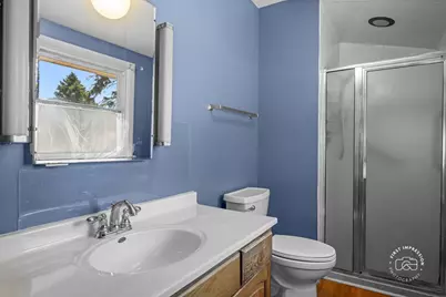 877 N Fordham Avenue, Aurora, IL 60506 - Photo 18