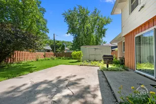 877 N Fordham Ave, Aurora, IL 60506 - Photo 26