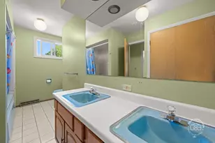 877 N Fordham Ave, Aurora, IL 60506 - Photo 22