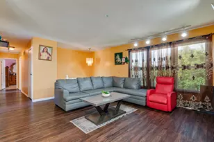 1953 Burr Oaks Ln, Glendale Heights, IL 60139 - Photo 6