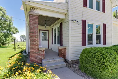 409 Woodrig Road, Bloomington, IL 61704 - Photo 2